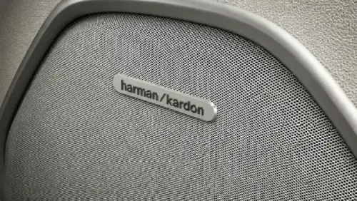 Harman Kardon do Jeep Commander